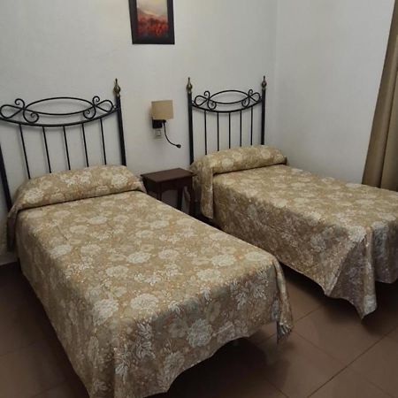 Hostal Trajano Sevilla Buitenkant foto